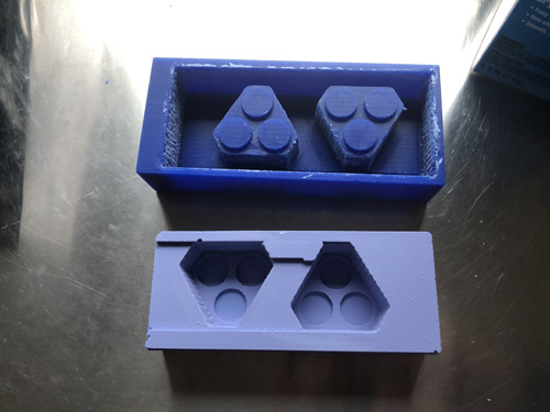 Mold extracted from the machinable wax block
